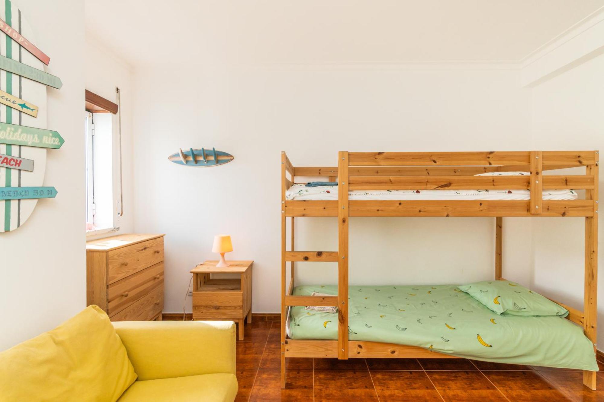 Baleal Happiness Surf House Vila Ferrel  Exterior foto