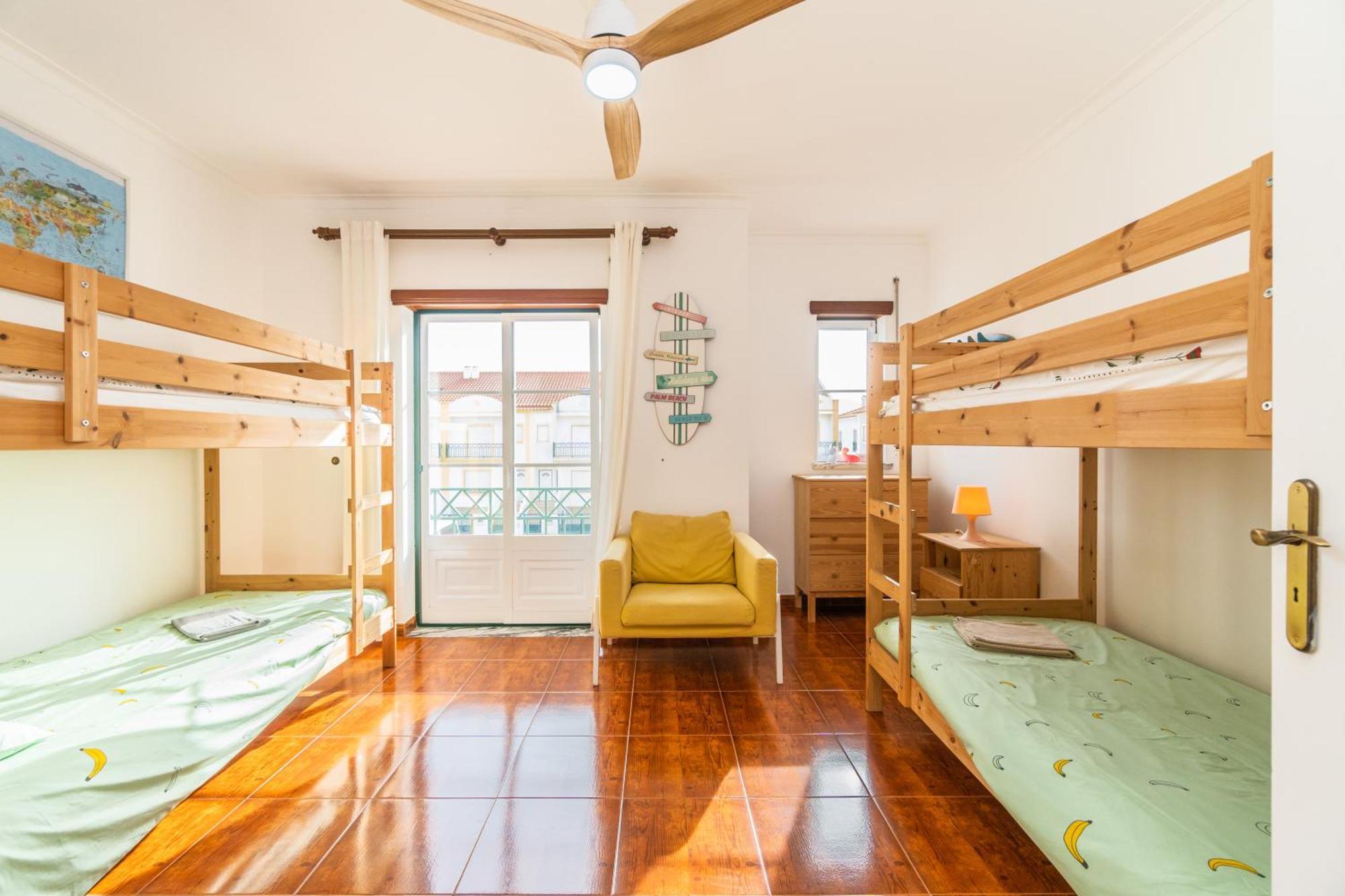 Baleal Happiness Surf House Vila Ferrel  Exterior foto
